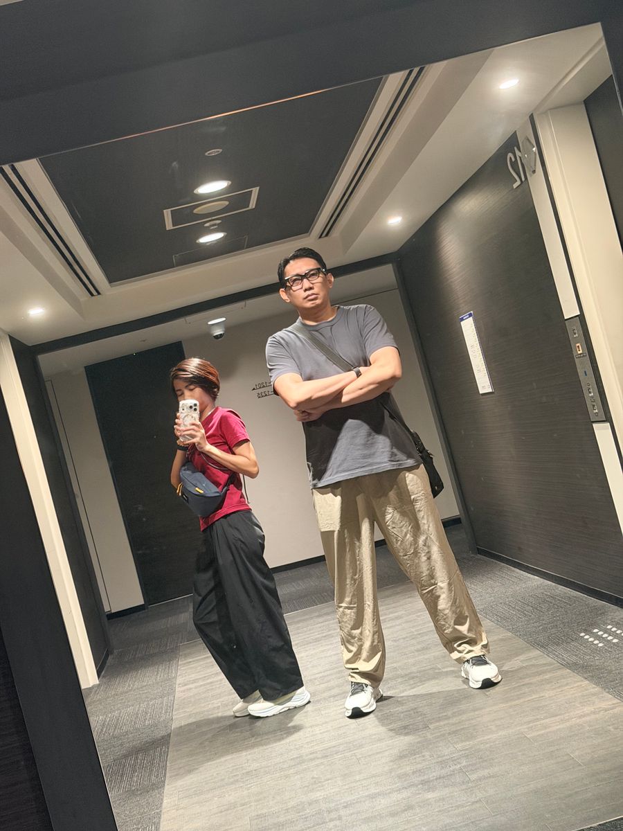 Dine and Marcus traveling together